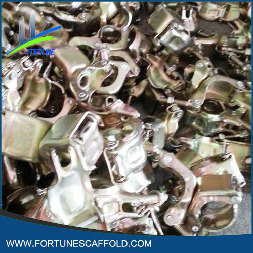 Scaffolding fasteners