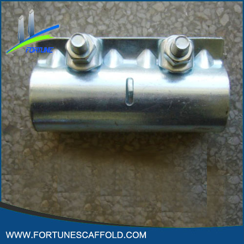 Scaffolding fasteners